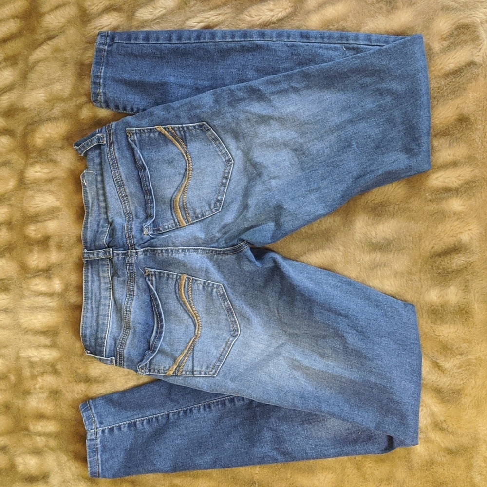 So authentic American heritage skinny jeans - Picture 3 of 7